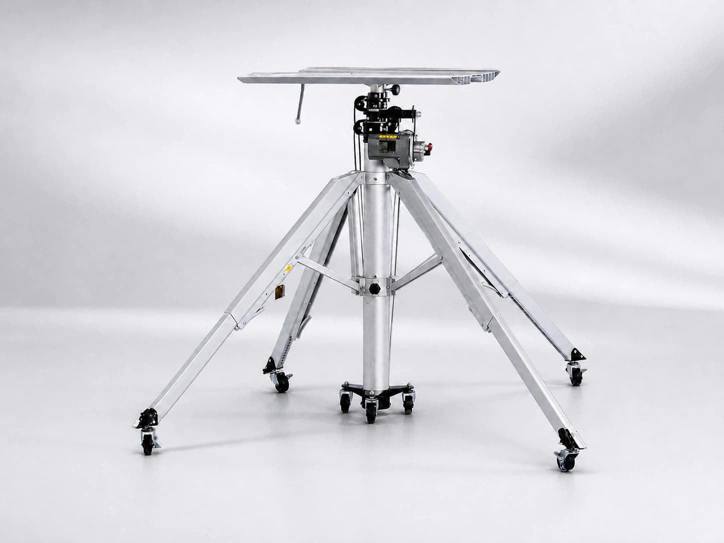 CM 520 Přenosný elektrický zvedák materiálu